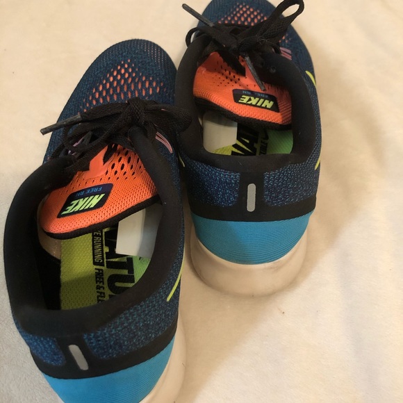 Final price ‼️ Nike’s active wear Size 7.5 - Picture 3 of 5